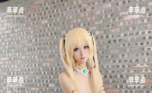 校服与个性：Kuuko W的cos合集，定制你的青春态度！